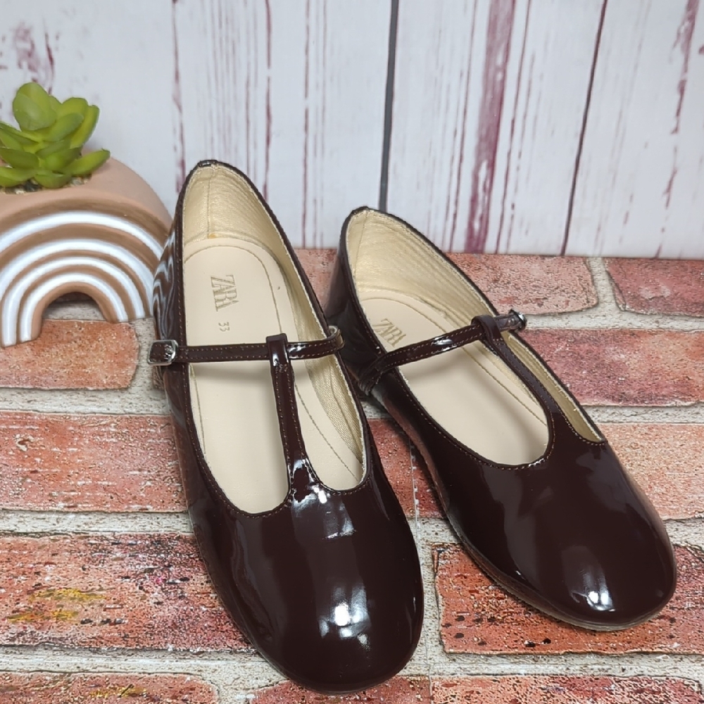 Zara Girls T-Strap Mary Janes Flats Brown Burgundy Patent Leather Glossy‎ 1.5